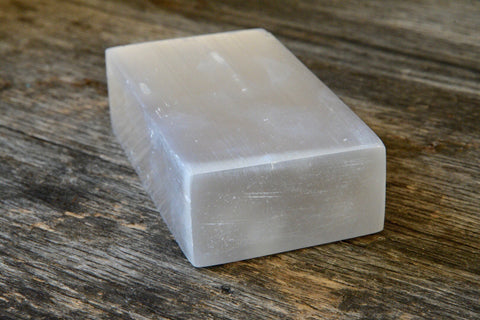 Selenite Charging Block