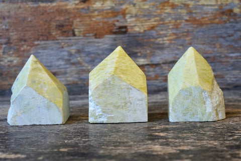 Yellow Jade Raw Standing Point