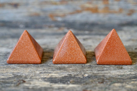 Red Goldstone Pyramid (1”)