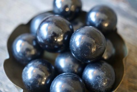 Shungite Sphere (1.5&quot;)